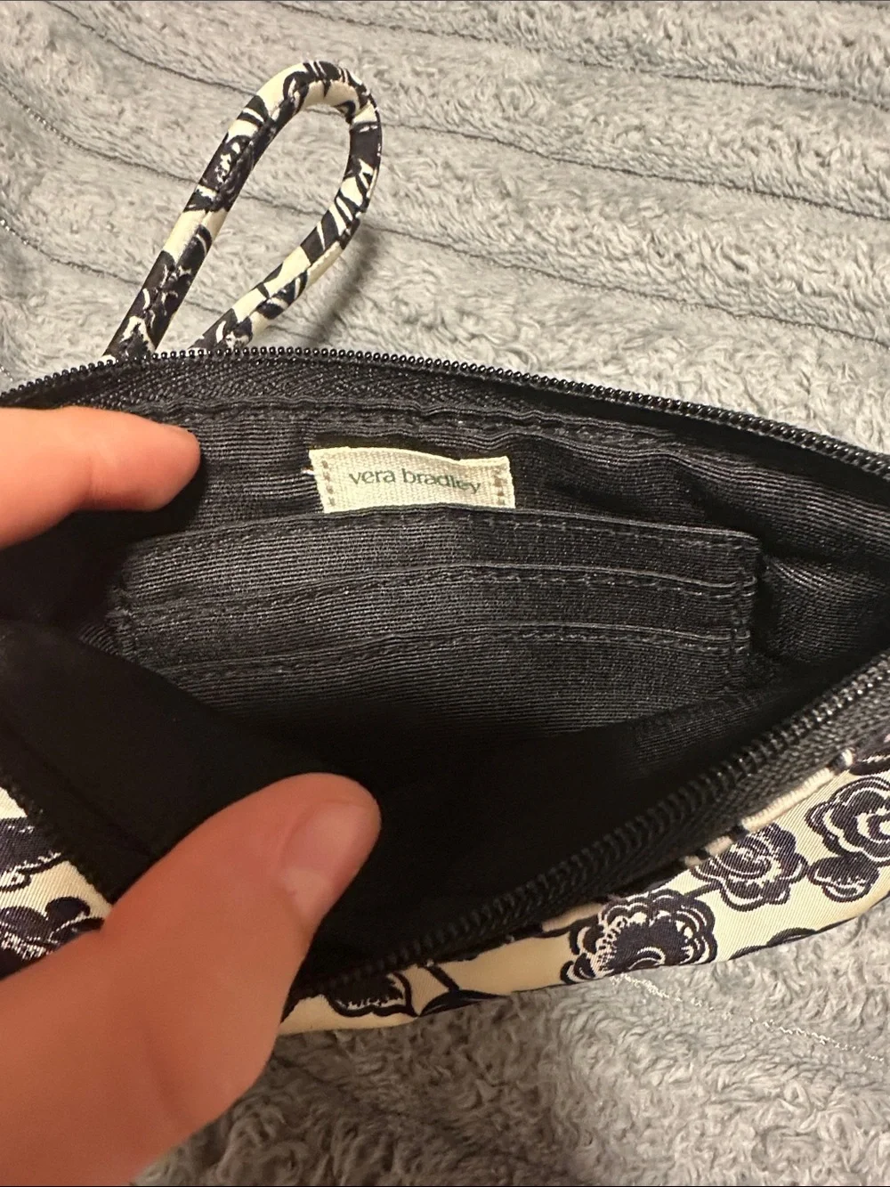 Vera Bradley Black & White Floral Wristlet Card Holder